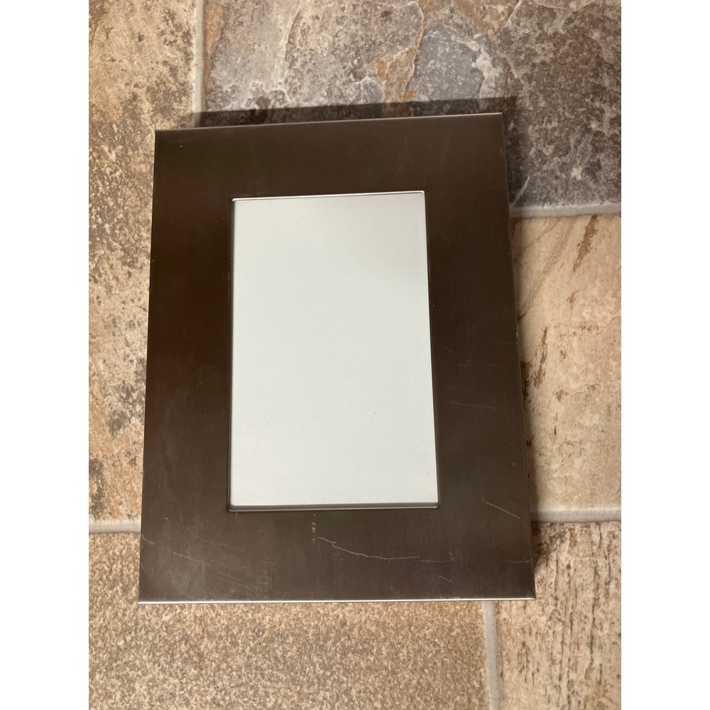 Modern Brushed Metal Silver Picture Frame 4x6 Photo Display Stand Tabletop